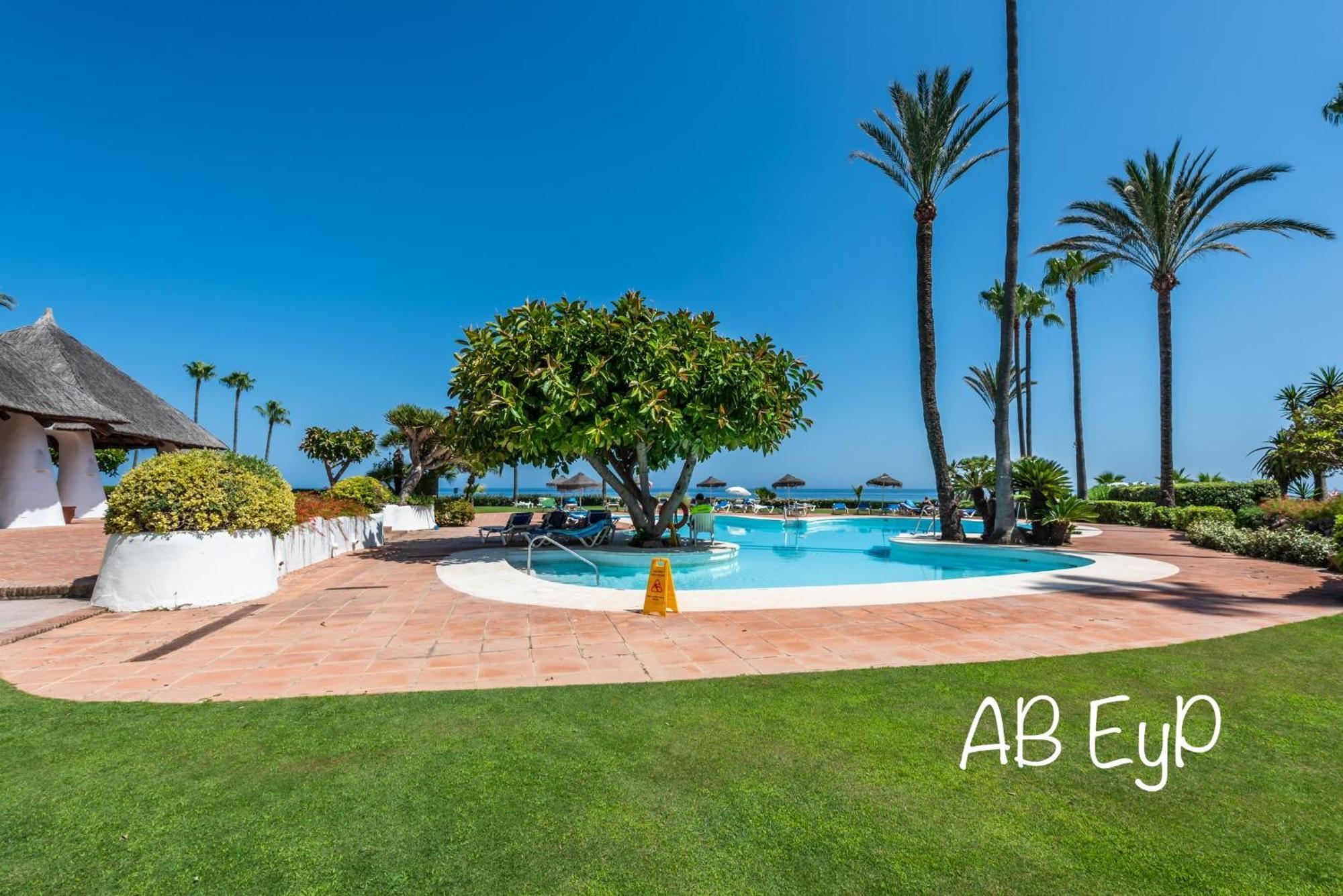Alcazaba Beach Apartment إِستيبونا المظهر الخارجي الصورة
